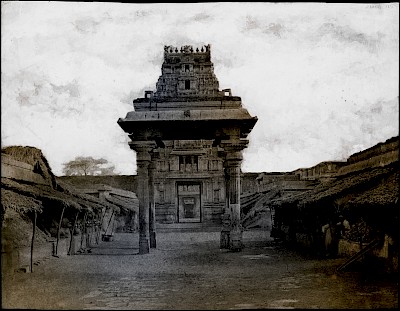 tripe_12 Seeringham. Munduppum inside gateway